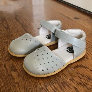 NWT Livie Luca grey shoes girls size 8